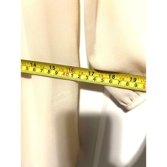 Jella Couture Women's Tan Lace Longe Sleeve Scoop Neck Lace Shoulder Blouse - Picture 8 of 8